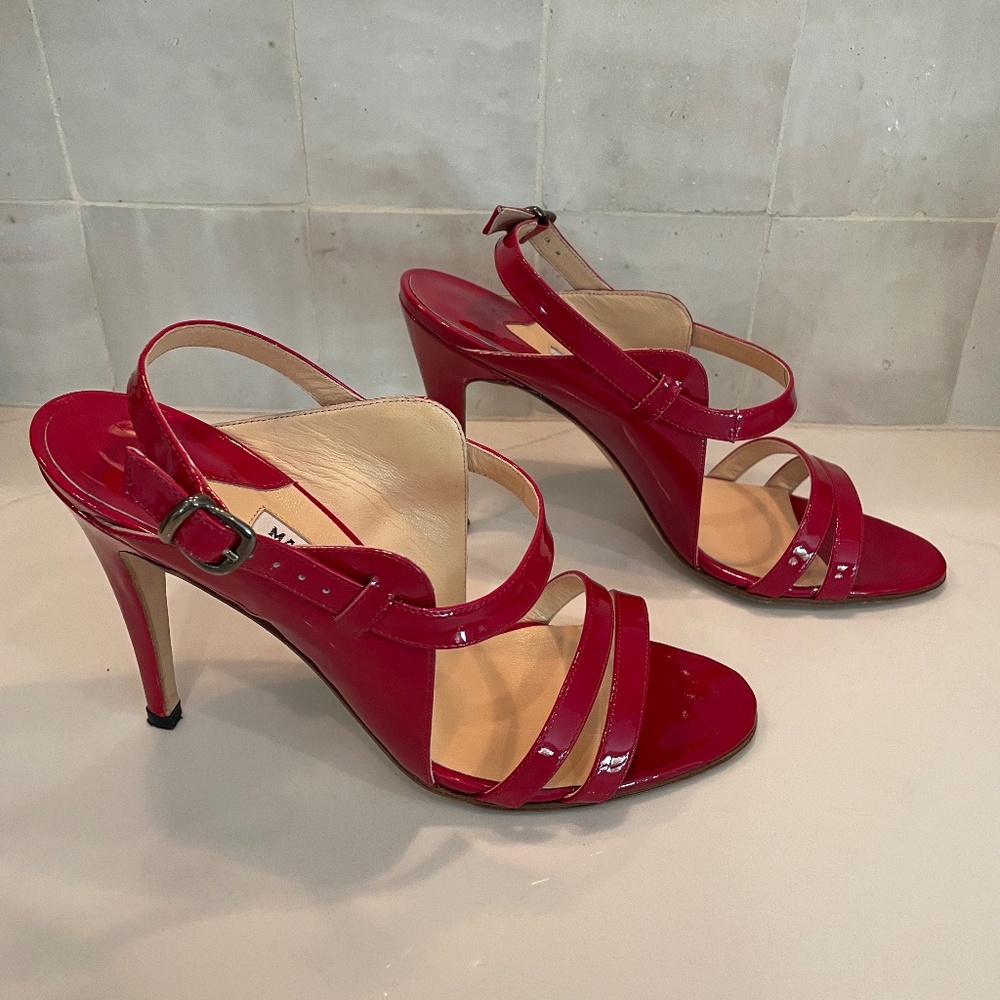 Manolo Blahnik Red Patent Leather Strapppy Sandals size 38.5